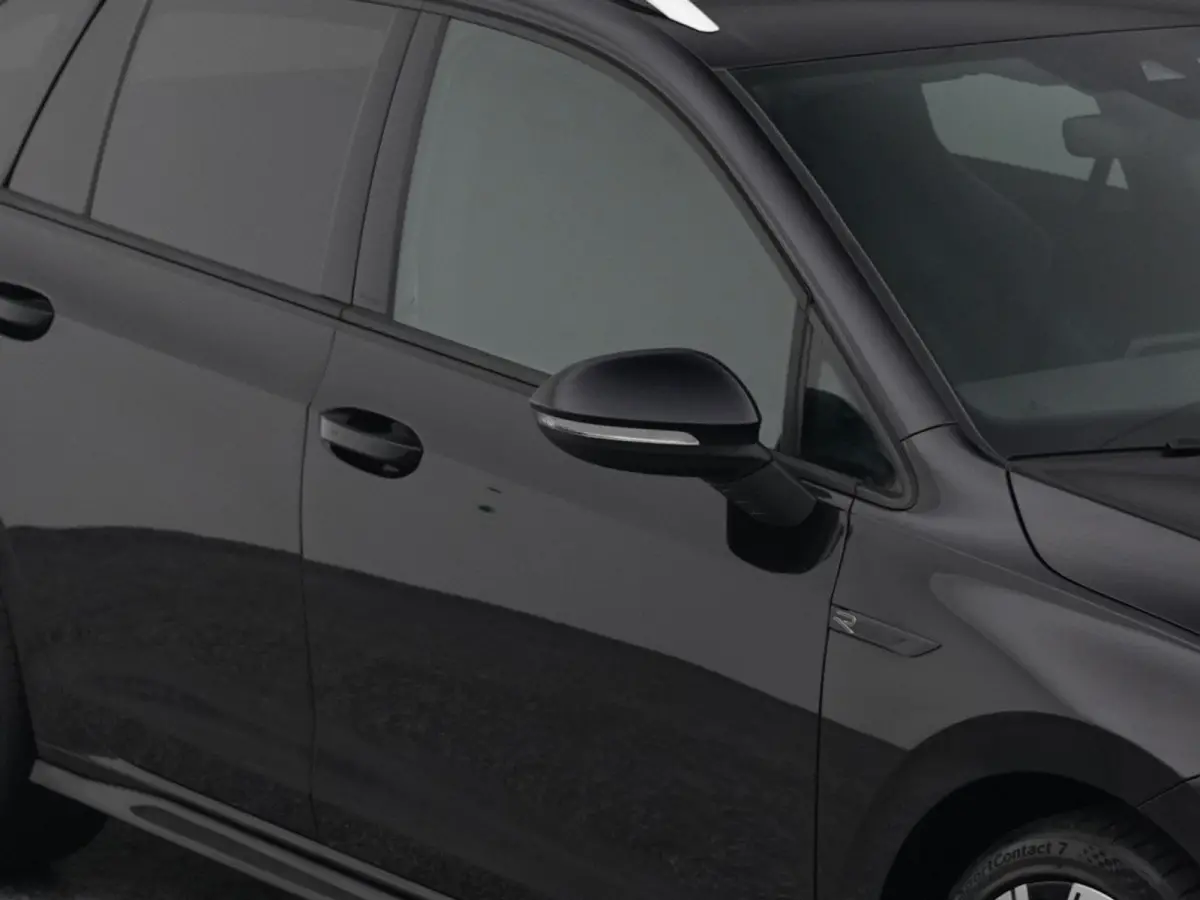 1.5 eTSI R-Line Business | CAMERA | ADAPTIVE | TREKHAAK | STOEL- EN STUURVERW.