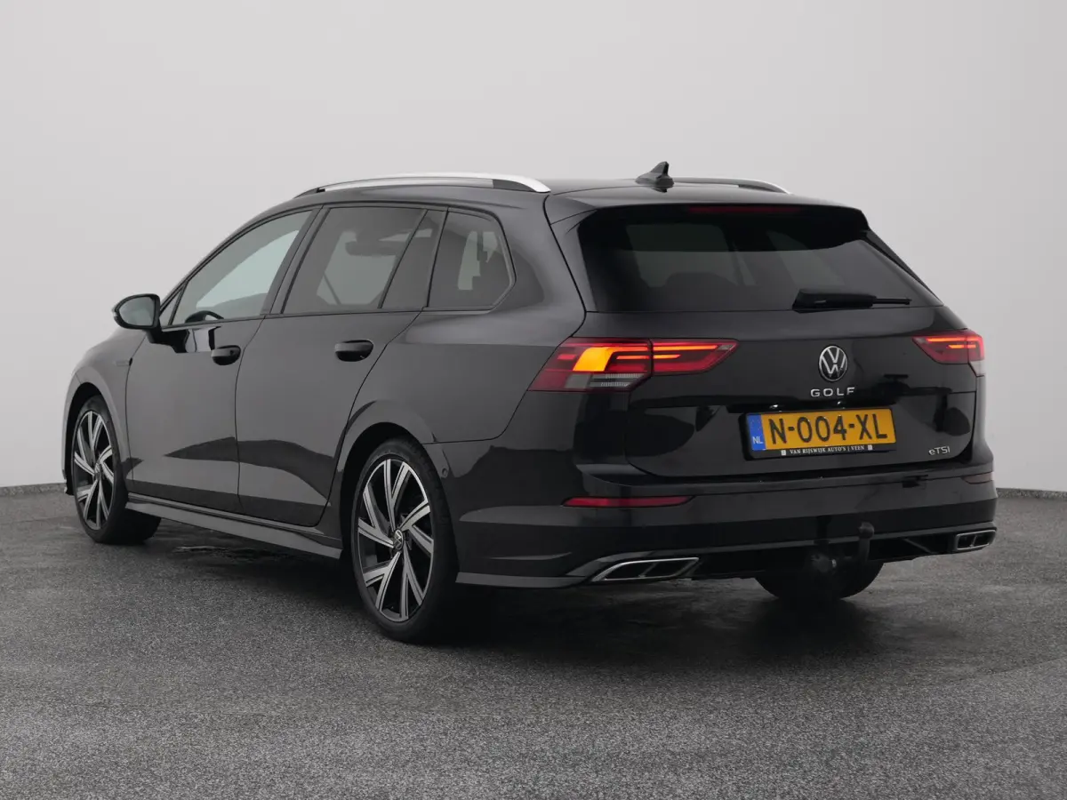 1.5 eTSI R-Line Business | CAMERA | ADAPTIVE | TREKHAAK | STOEL- EN STUURVERW.