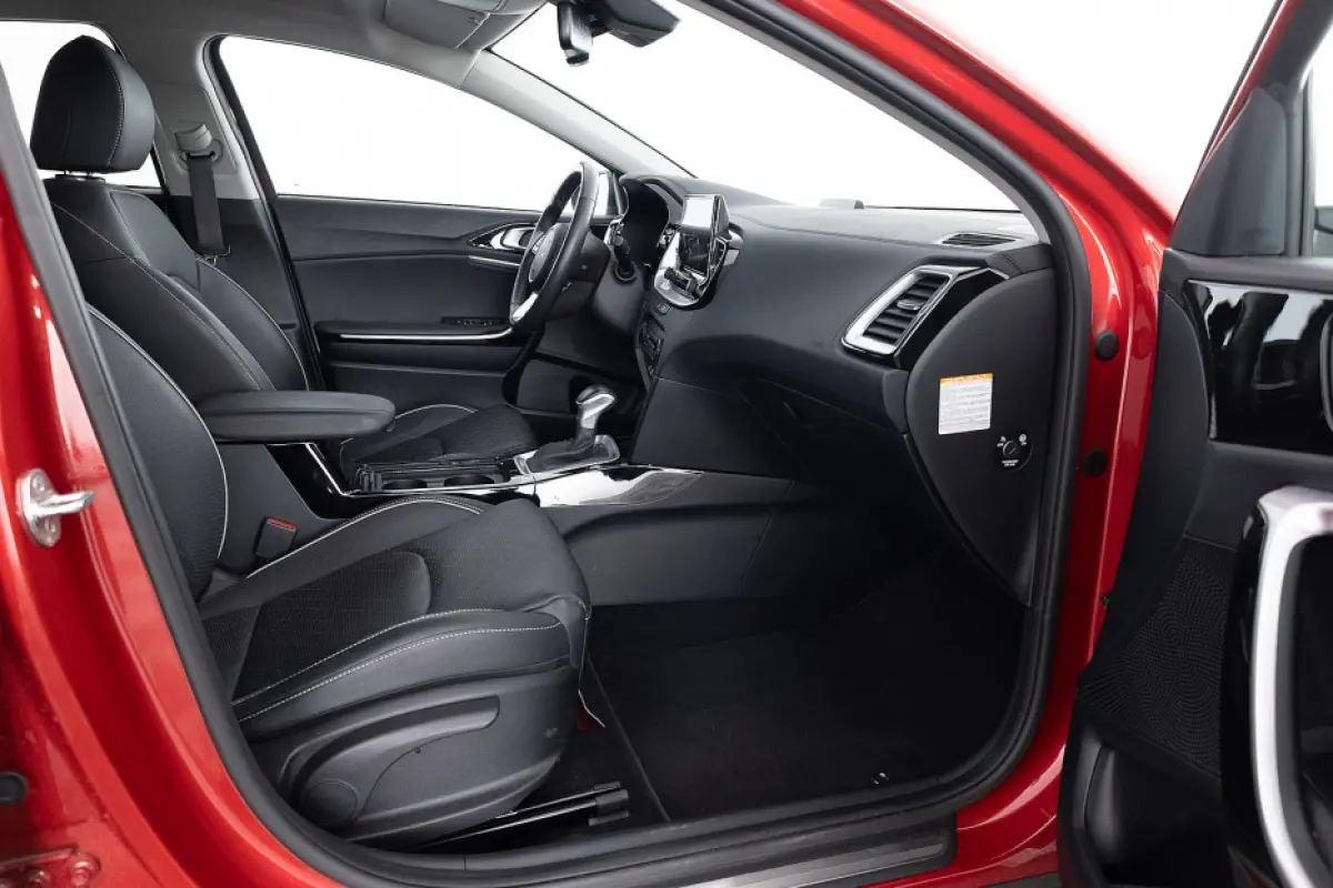 1.6 GDi PHEV ExecutiveLine | LEDER | EL. STOEL | NAVI | Stoelventilatie | CARPLAY