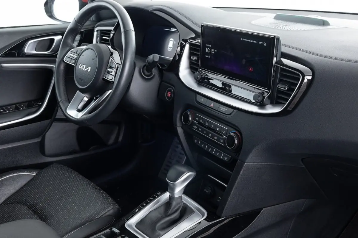 1.6 GDi PHEV ExecutiveLine | LEDER | EL. STOEL | NAVI | Stoelventilatie | CARPLAY