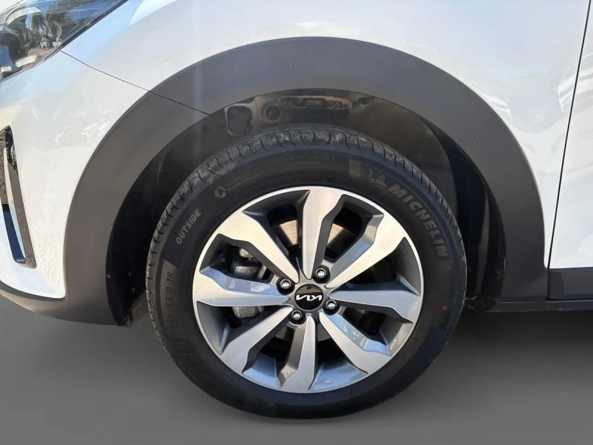 1.0 T-GDi MHEV DynamicPlusLine | Automaat | Cruise Control | Climate Control | Stoelverwarming | Stuurverwarming | Camera | Privacy Glass |