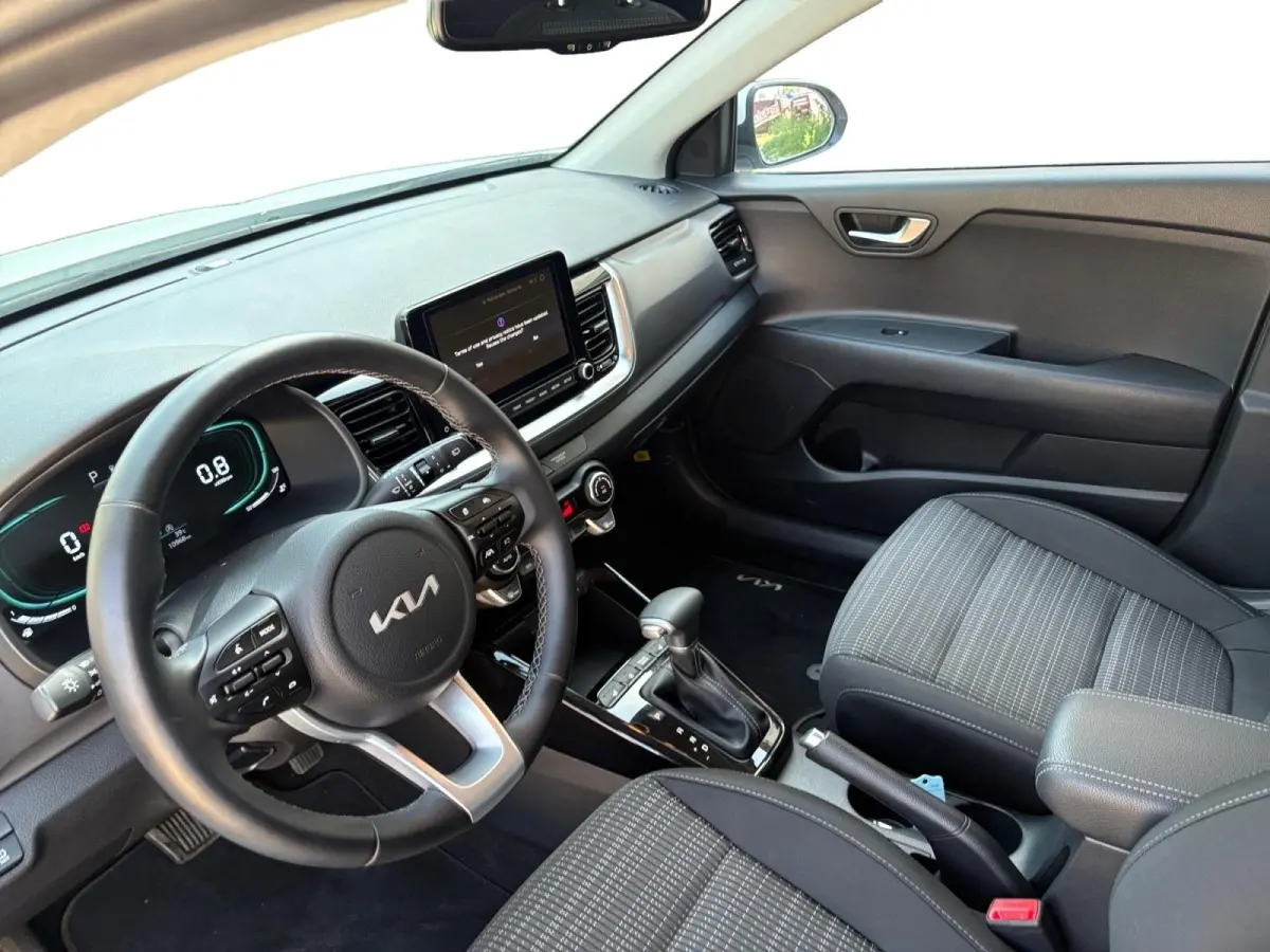 1.0 T-GDi MHEV DynamicPlusLine | Automaat | Cruise Control | Climate Control | Stoelverwarming | Stuurverwarming | Camera | Privacy Glass |