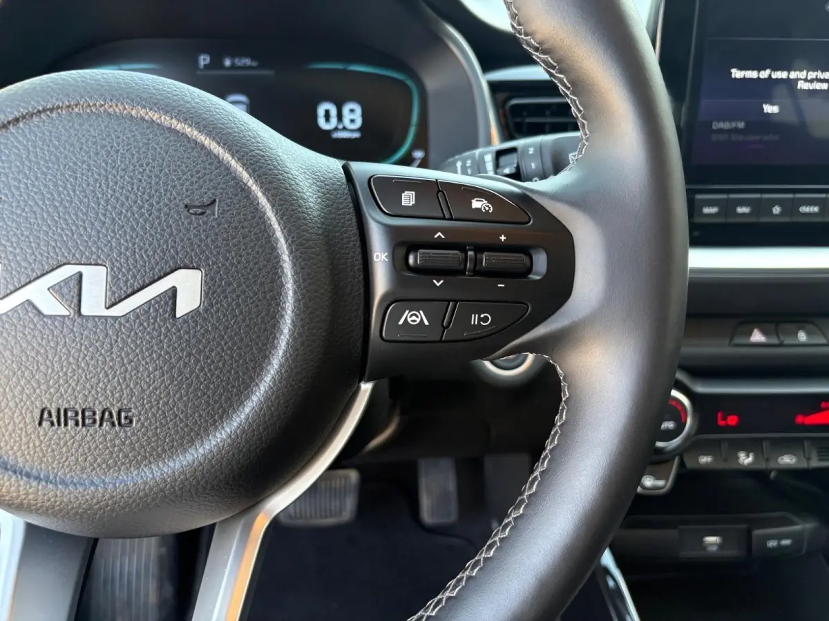 1.0 T-GDi MHEV DynamicPlusLine | Automaat | Cruise Control | Climate Control | Stoelverwarming | Stuurverwarming | Camera | Privacy Glass |