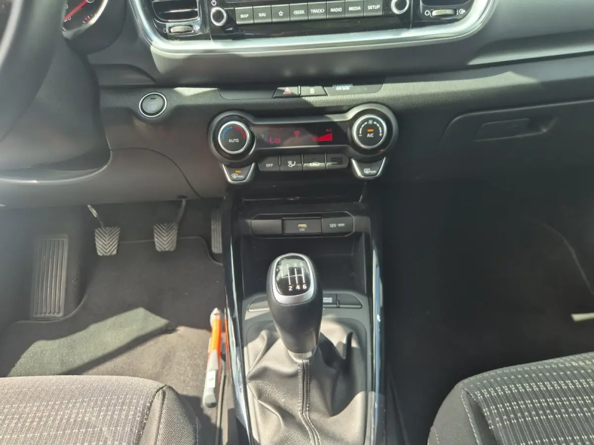1.0 T-GDi MHEV DynamicPlusLine | Afneembare Trekhaak | Cruise Control | Climate Control | Navigatie | Camera | LM Velgen |