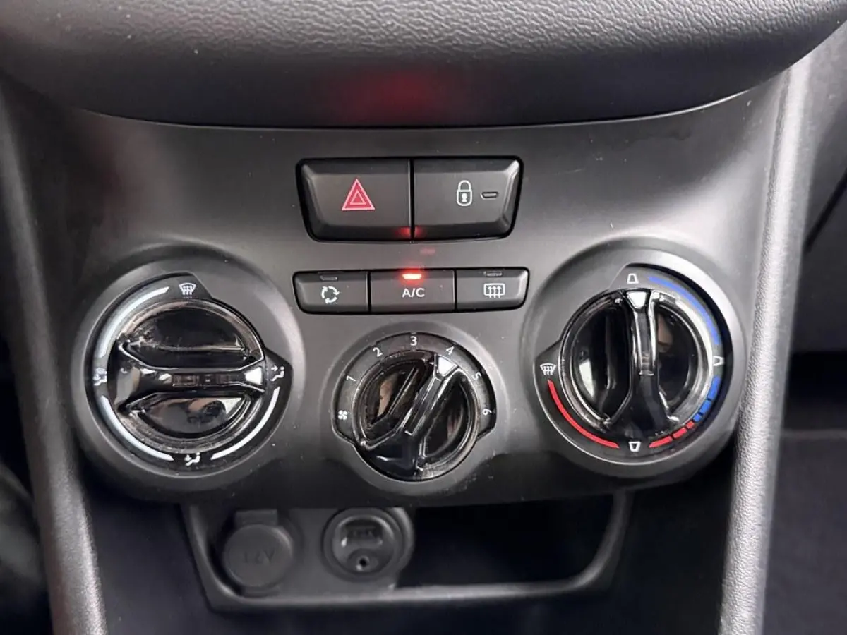 1.2 PureTech Blue Lion Nav/Airco/Cruise/Dab