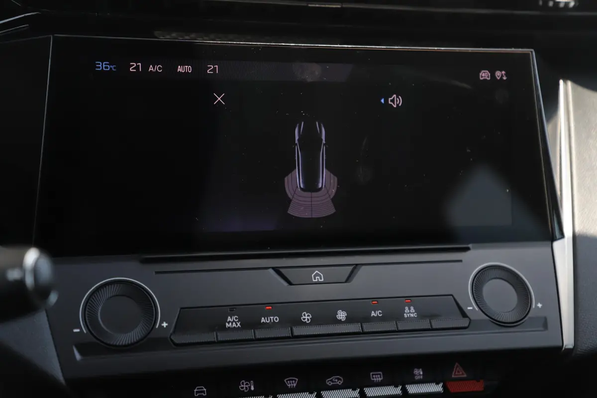 1.2 PureTech Active Pack Business 110PK Navigatie Carplay Android Climate Cruise Control