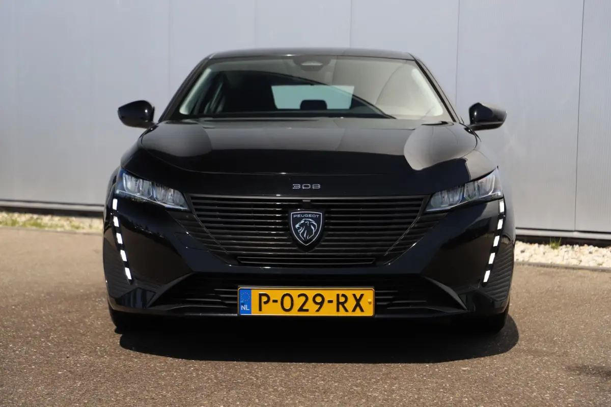 1.2 PureTech Active Pack Business 110PK Navigatie Carplay Android Climate Cruise Control