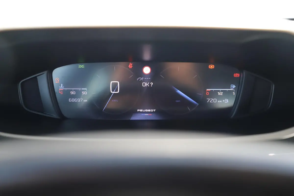1.2 PureTech Active Pack Business 110PK Navigatie Carplay Android Climate Cruise Control