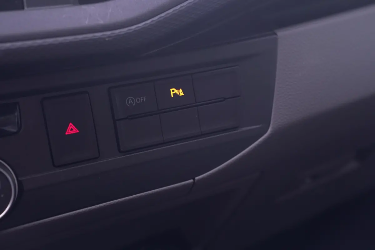 2.0 TDI 110 pk L2H1 Airco, 2-Zits, Achterklep Laadruimte Pakket, PDC V+A, Dakdragers