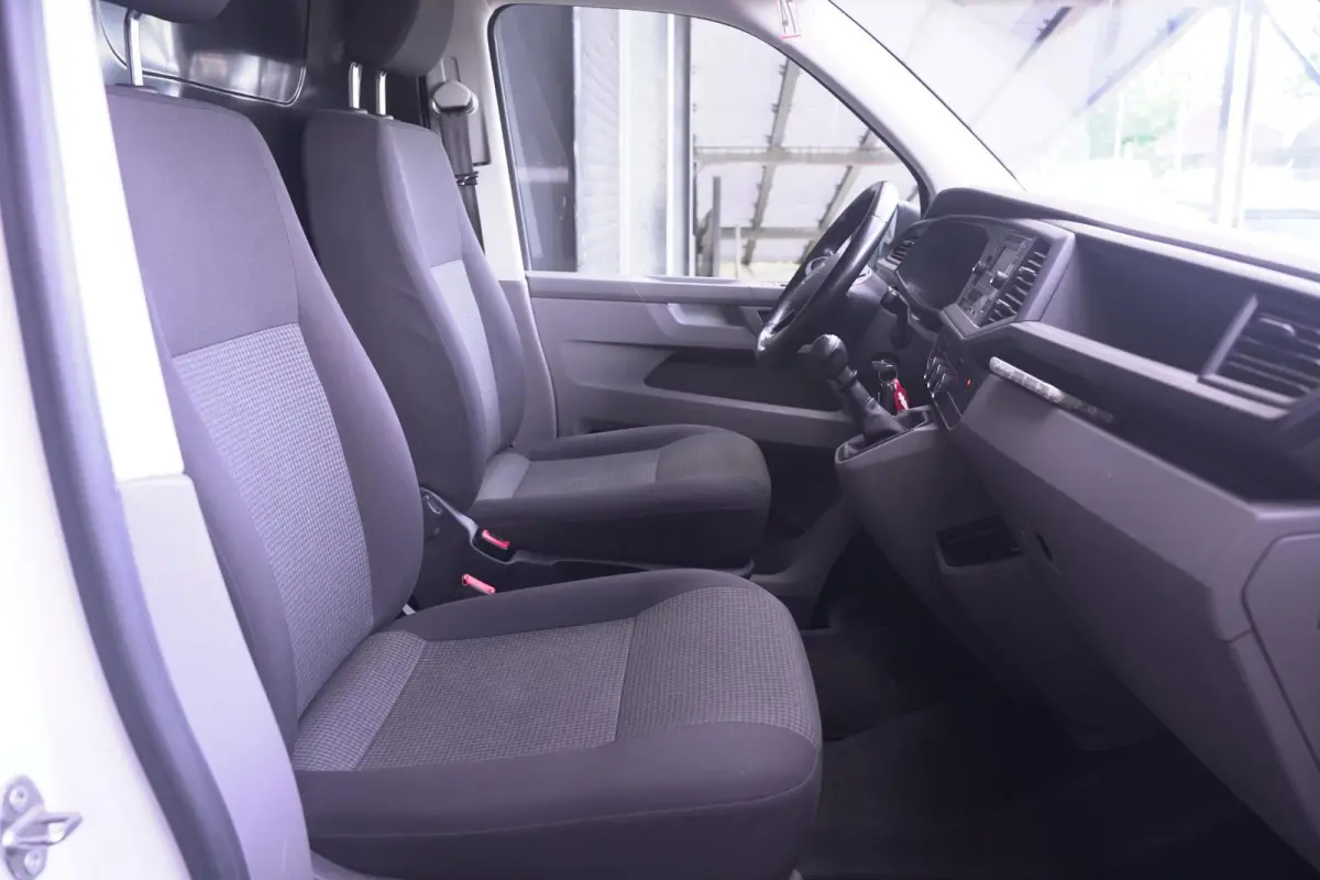 2.0 TDI 110 pk L2H1 Airco, 2-Zits, Achterklep Laadruimte Pakket, PDC V+A, Dakdragers