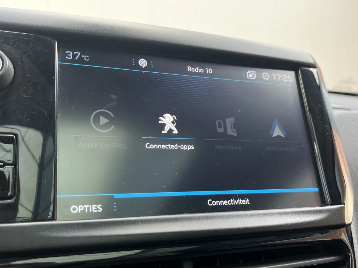 PureTech 110 GT-line | Trekhaak | Carplay/Android Auto | Panoramadak |