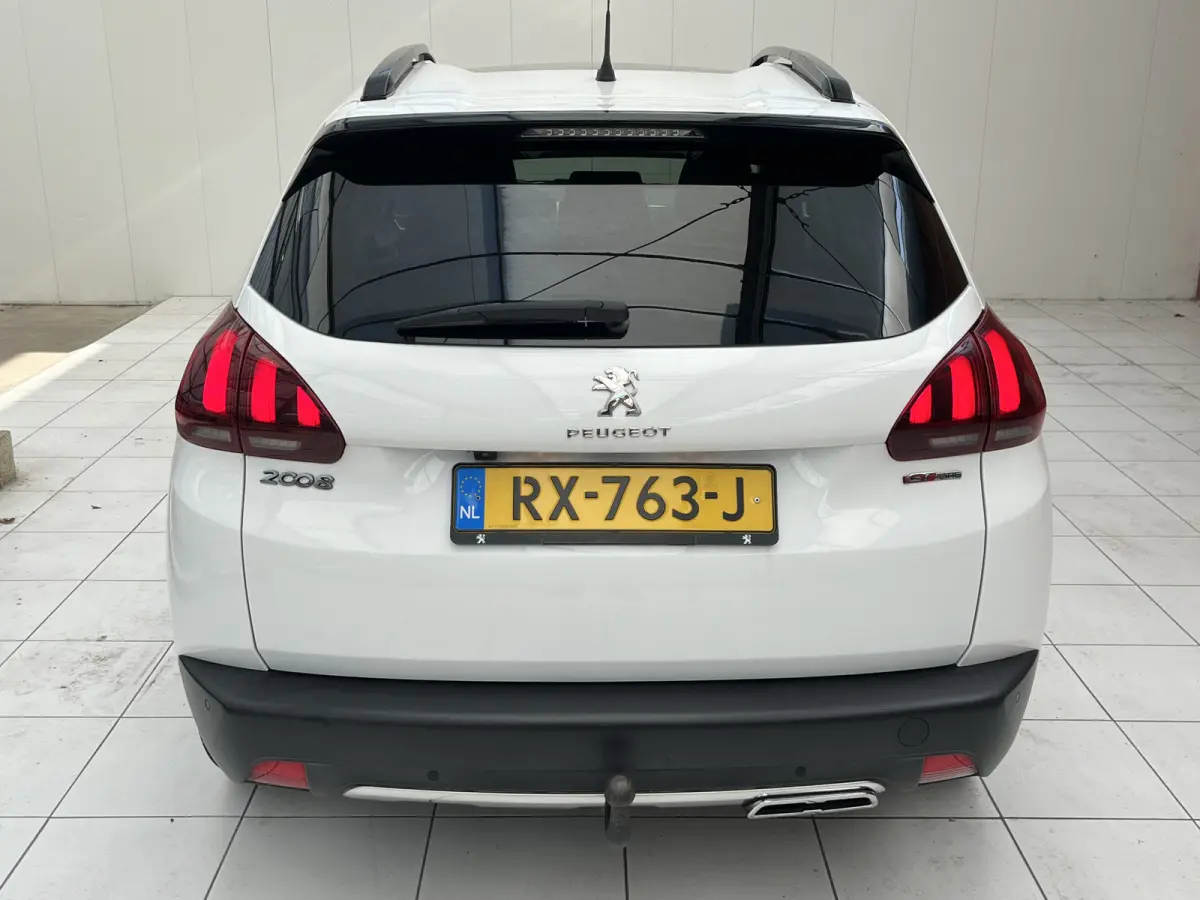 PureTech 110 GT-line | Trekhaak | Carplay/Android Auto | Panoramadak |