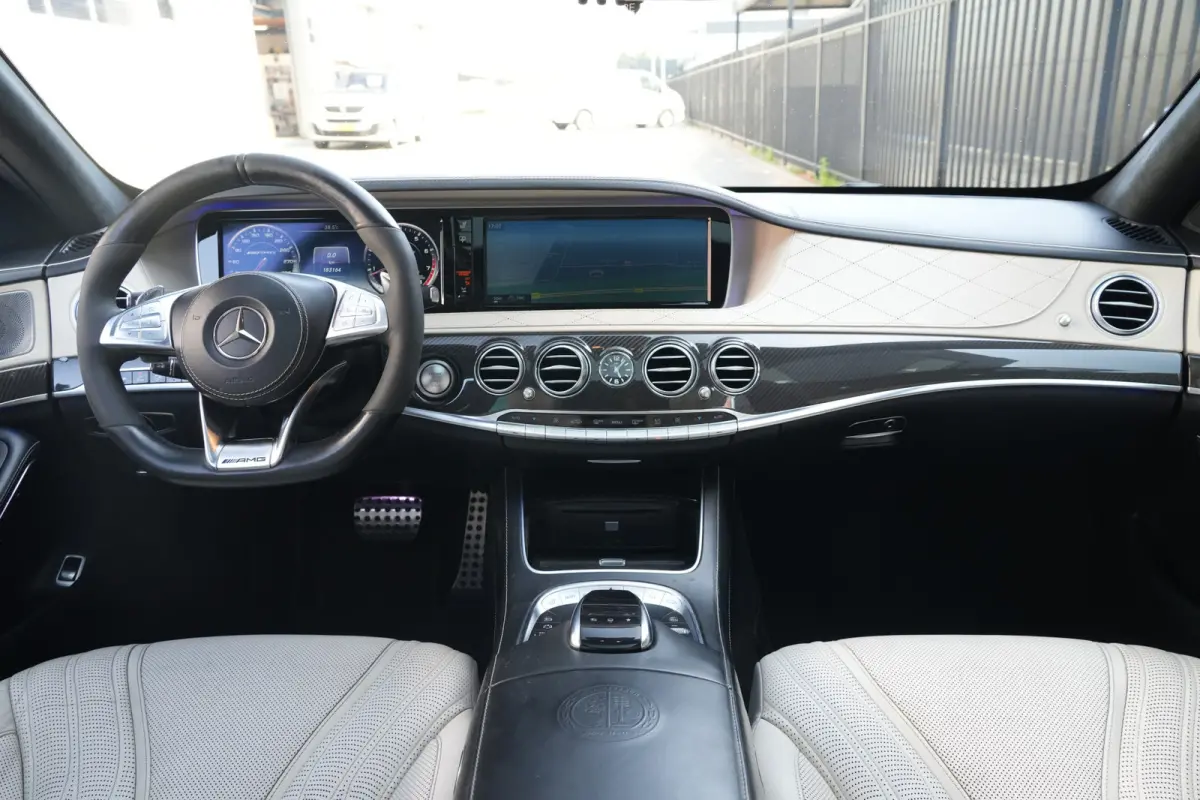 AMG 63 4Matic Lang 585pk Panoramadak/Burmester/360Camera
