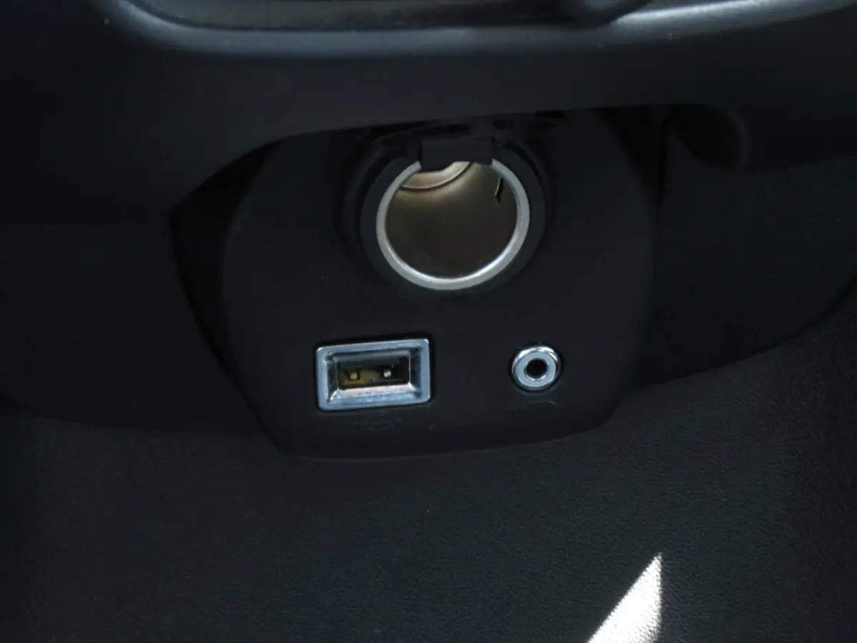 1.0 VVT-i x-fun 5-DRS NIEUWE TYPE | AIRCO | DEALER ONDERHOUDEN | BLUETOOTH |