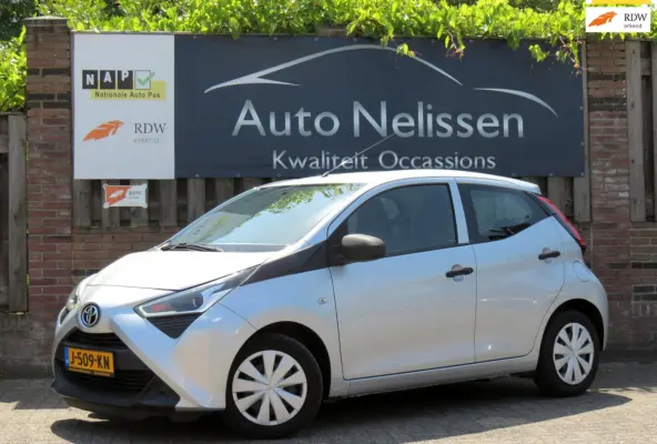 1.0 VVT-i x-fun 5-DRS NIEUWE TYPE | AIRCO | DEALER ONDERHOUDEN | BLUETOOTH |
