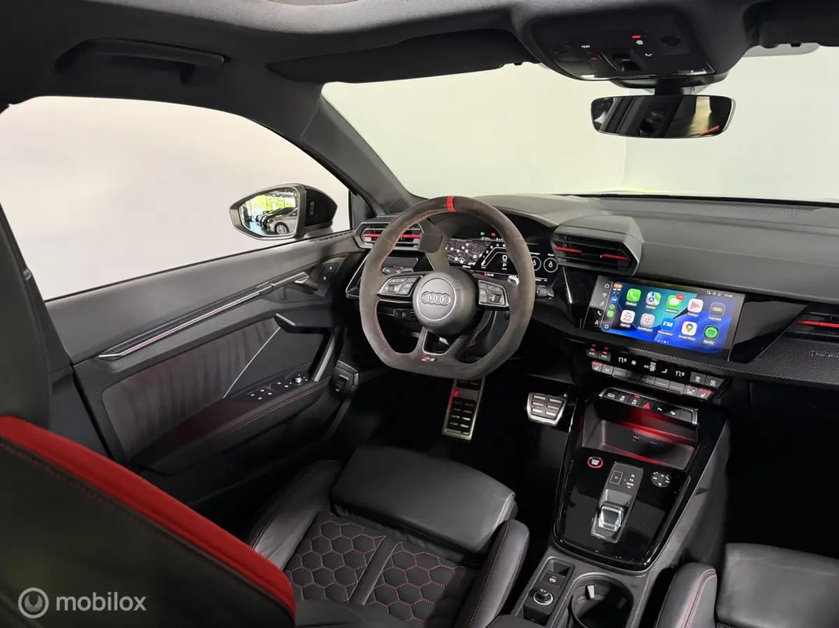 RS 3 2.5 TFSI RS 3 quattro
