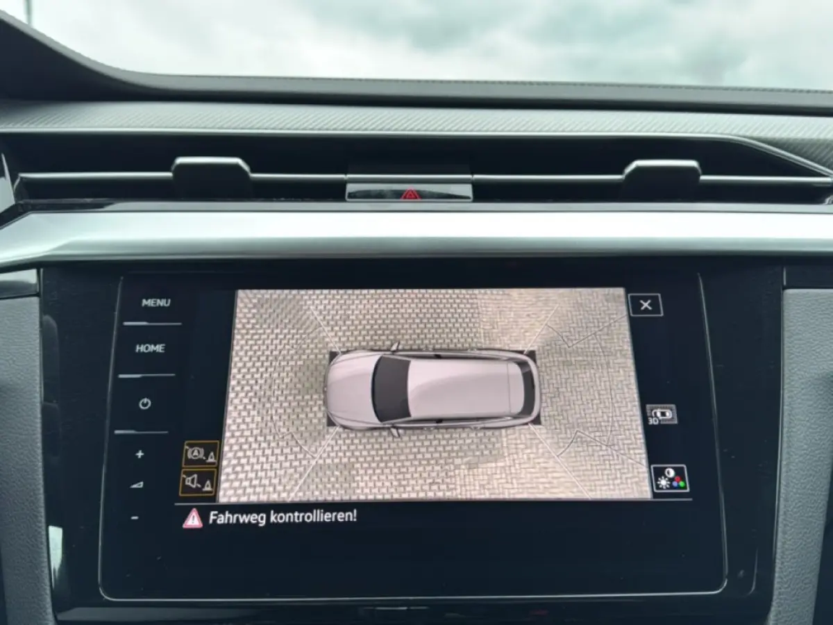 1.4 TSI DSG R-LINE BUSINESS+ TREKHAAK/ELEKKLEP/360CAM/ACC/STOELVERW