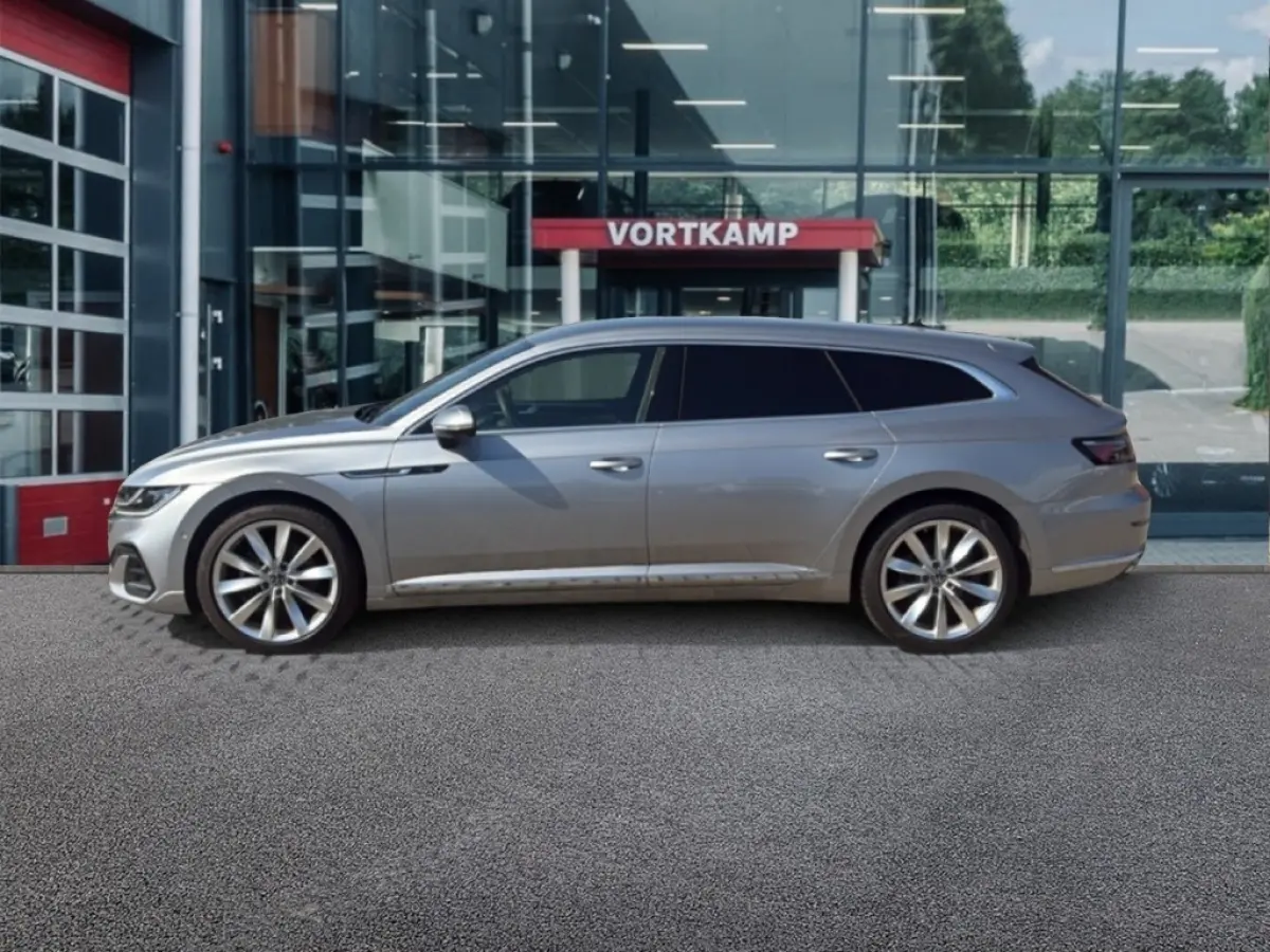 1.4 TSI DSG R-LINE BUSINESS+ TREKHAAK/ELEKKLEP/360CAM/ACC/STOELVERW
