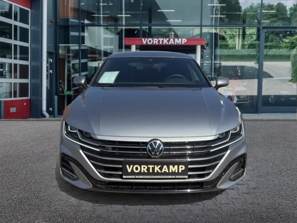 1.4 TSI DSG R-LINE BUSINESS+ TREKHAAK/ELEKKLEP/360CAM/ACC/STOELVERW