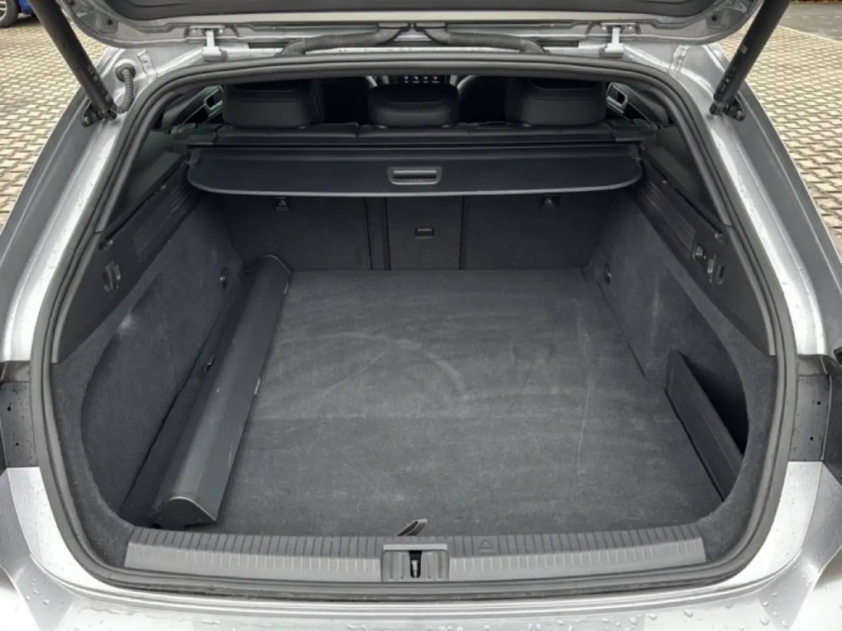 1.4 TSI DSG R-LINE BUSINESS+ TREKHAAK/ELEKKLEP/360CAM/ACC/STOELVERW