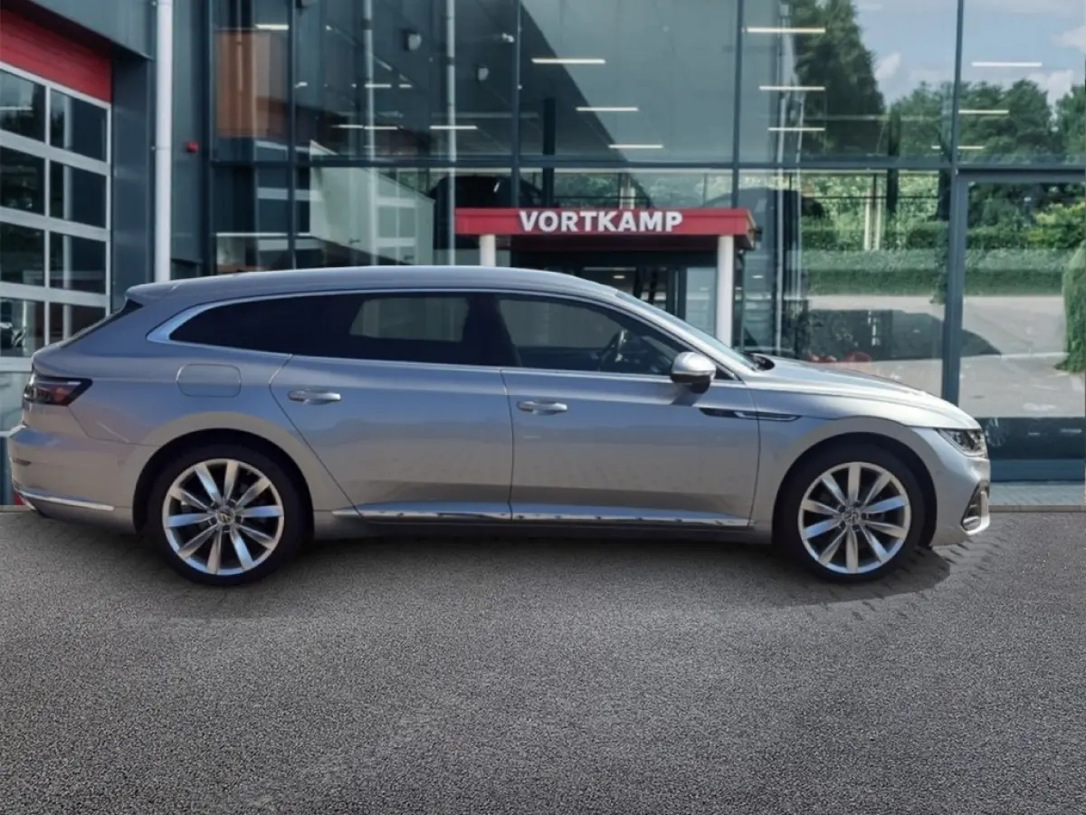 1.4 TSI DSG R-LINE BUSINESS+ TREKHAAK/ELEKKLEP/360CAM/ACC/STOELVERW