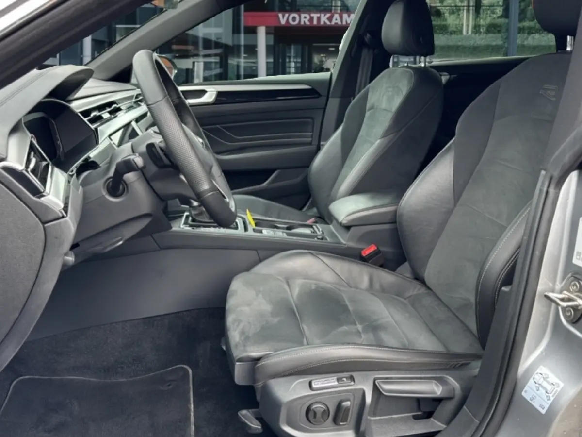 1.4 TSI DSG R-LINE BUSINESS+ TREKHAAK/ELEKKLEP/360CAM/ACC/STOELVERW