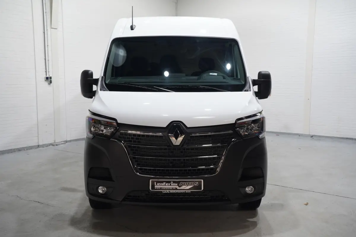 2.3 DCI 135 pk L3H2 Navi, Camera, BPM vrij PDC V+A, 270 Graden Deuren, Smartphone Lader, 3-Zits, Nieuw