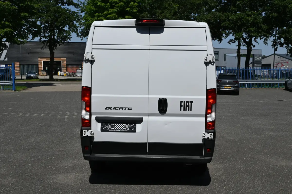 L2H2 140 pk 3.5t Camera, 270 Graden achterdeuren