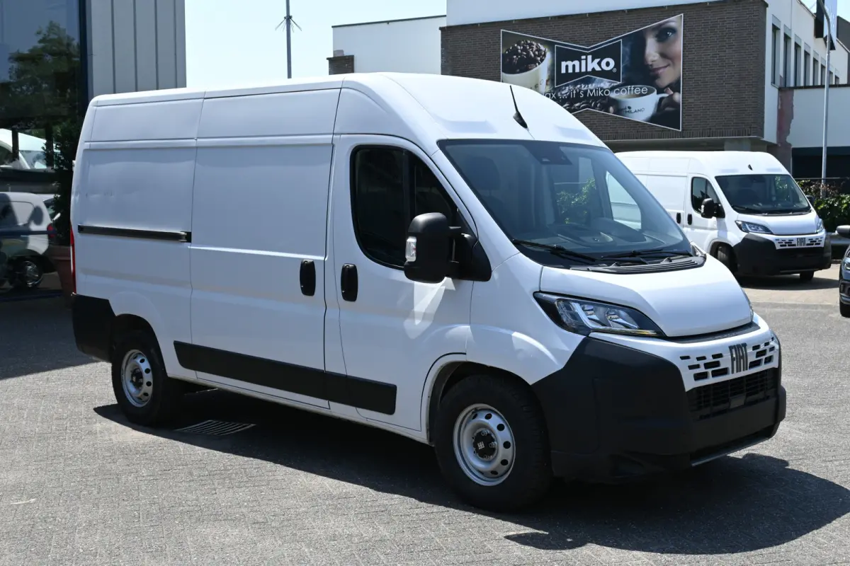 L2H2 140 pk 3.5t Camera, 270 Graden achterdeuren