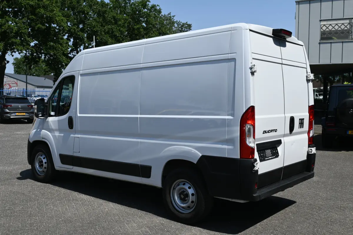 L2H2 140 pk 3.5t Camera, 270 Graden achterdeuren