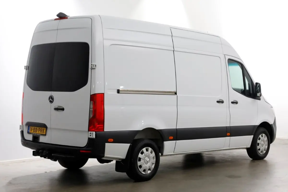 316 CDI 163pk RWD L2H2 Airco/Navi/Camera/Trekhaak 3500kg 11-2018