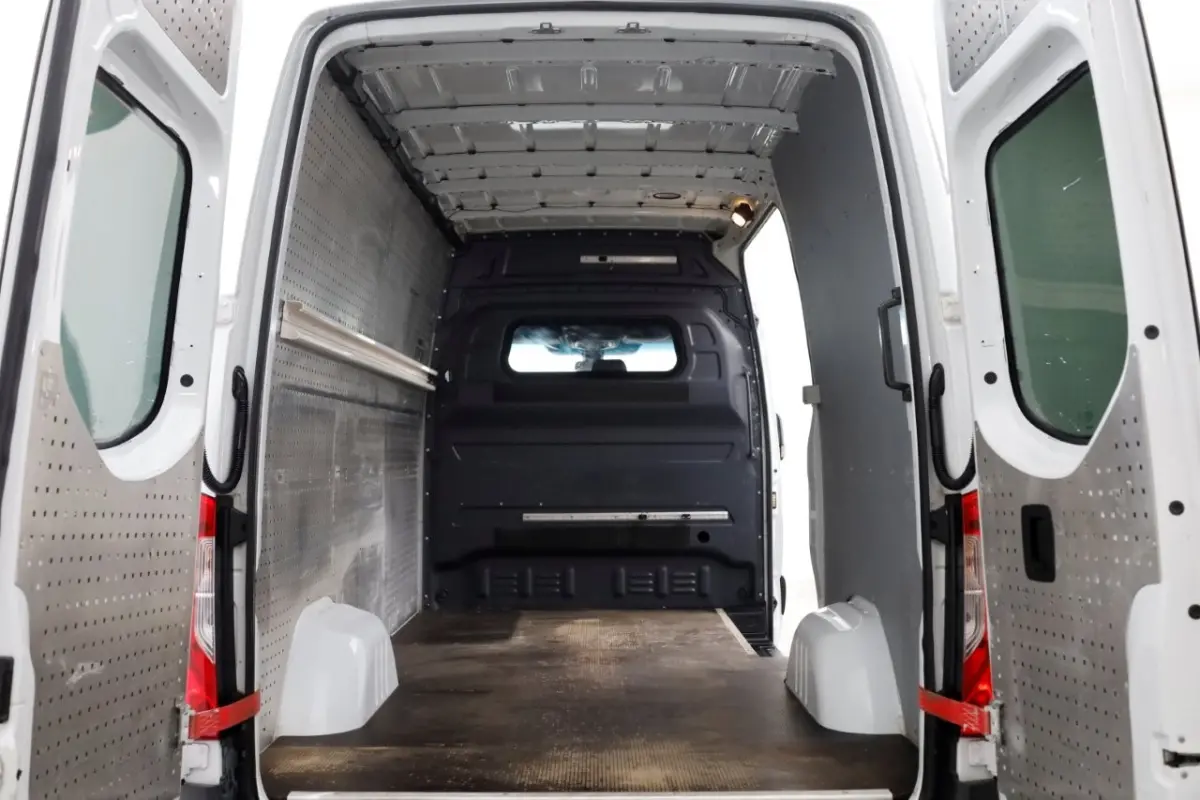 316 CDI 163pk RWD L2H2 Airco/Navi/Camera/Trekhaak 3500kg 11-2018