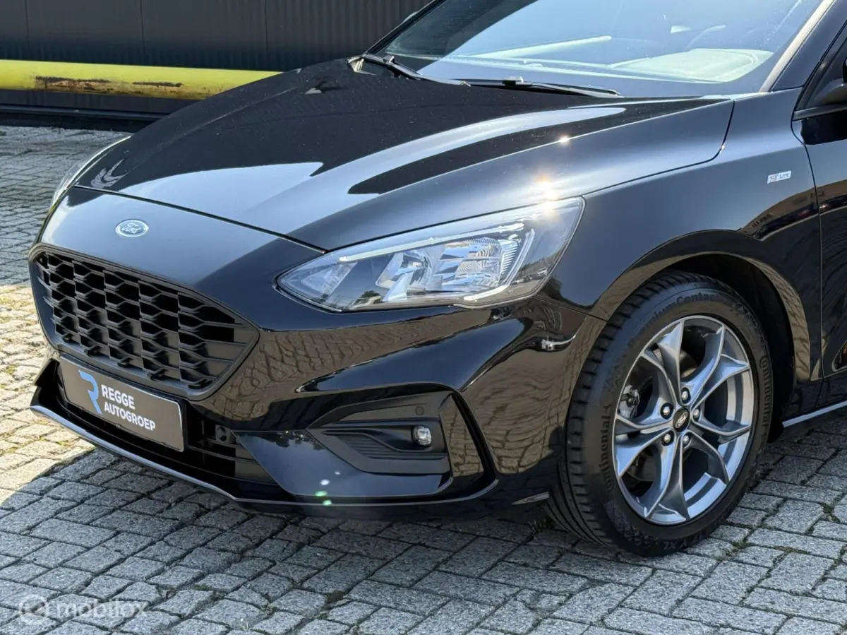 1.0 EcoBoost ST Line Business