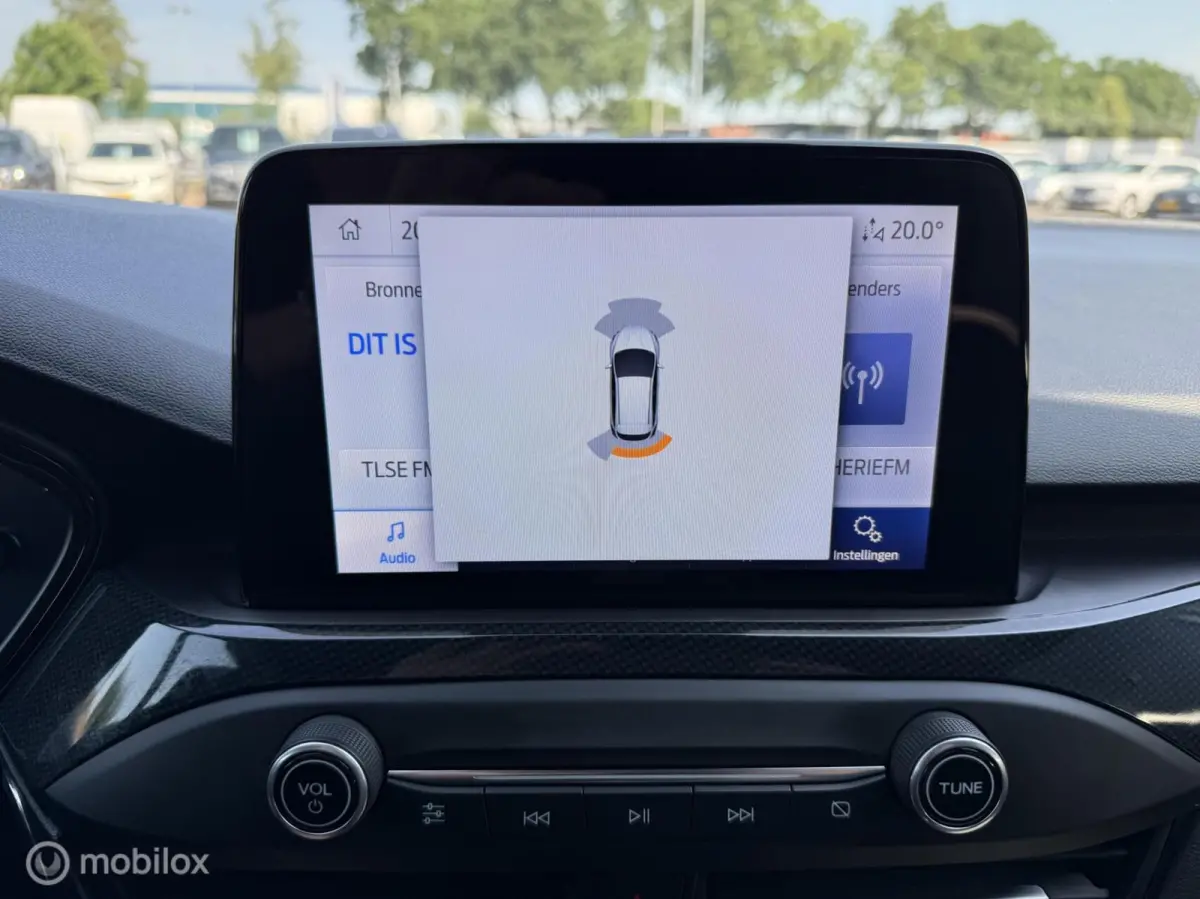 1.0 EcoBoost ST Line Business