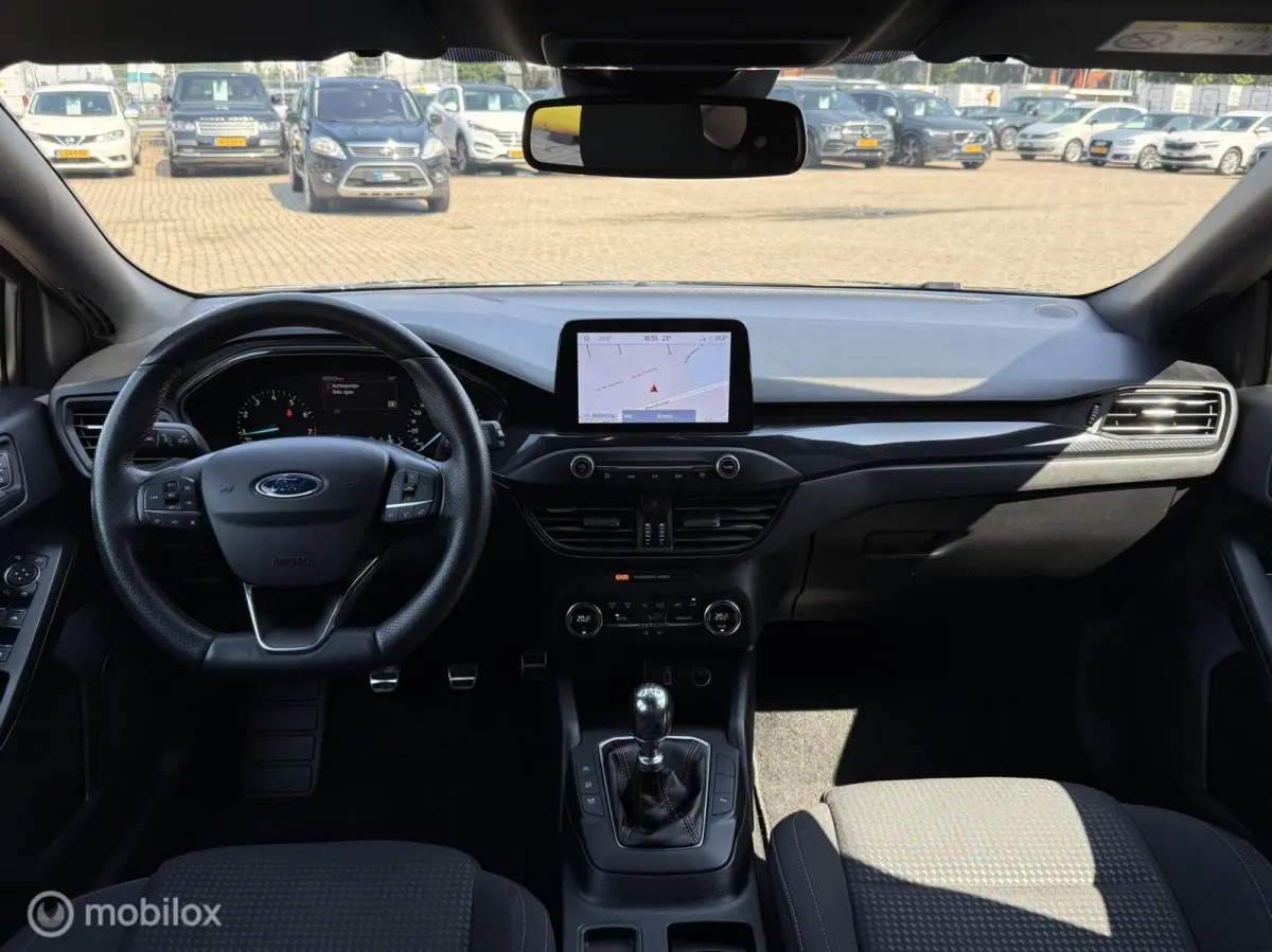 1.0 EcoBoost ST Line Business