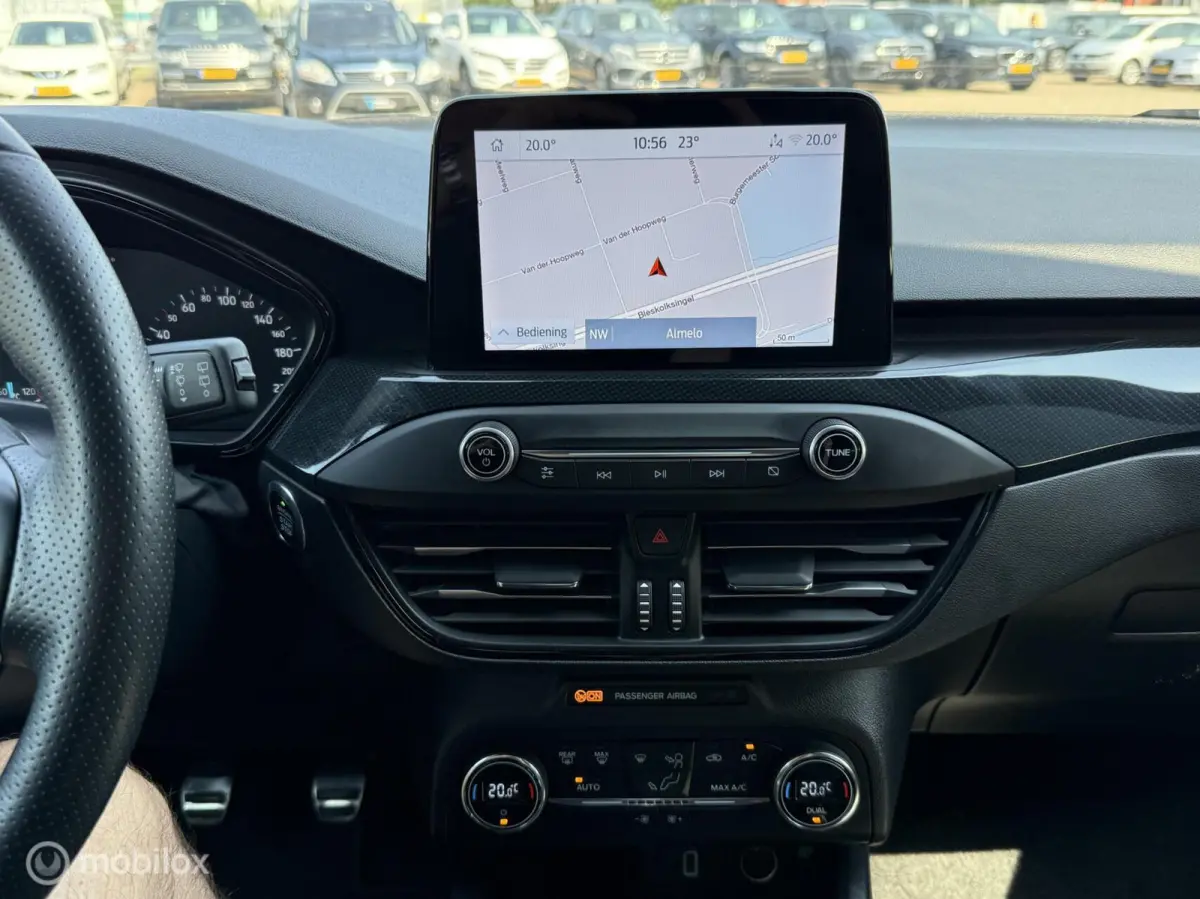 1.0 EcoBoost ST Line Business