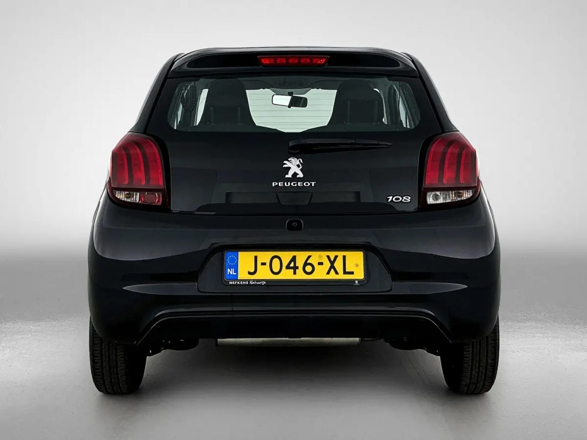 1.0 72pk Active | Airco | Bluetooth | IsoFix |