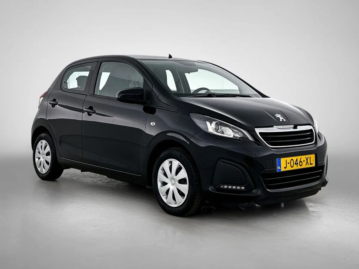 1.0 72pk Active | Airco | Bluetooth | IsoFix |