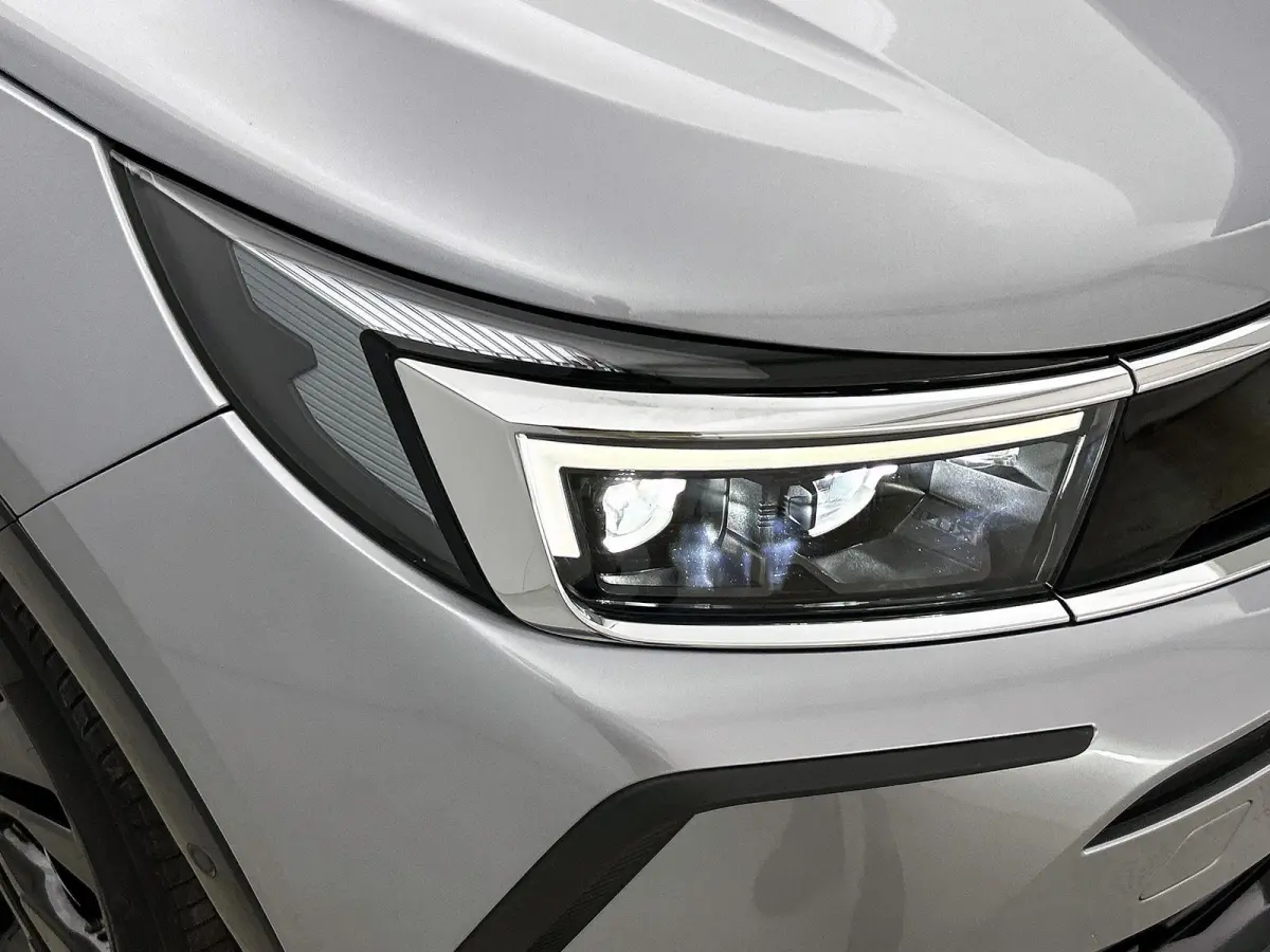 1.2 130pk GS Line | Navigatie | Elektrische Klep | Adaptieve Cruise Control | 360 Camera |Stoel-/Stuurverwarming | Navigatie | Climate Control | 18"LMV | Dodehoekdetectie |