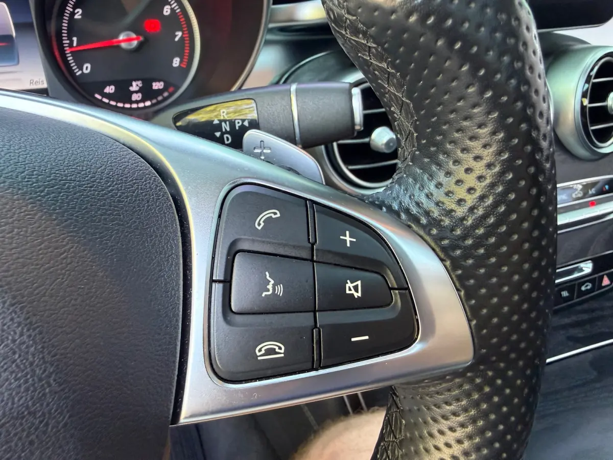 250 4MATIC AMG ambition | PANO | 360 Camera | Burmeister | Full LED | Navi | Cruise | Clima |