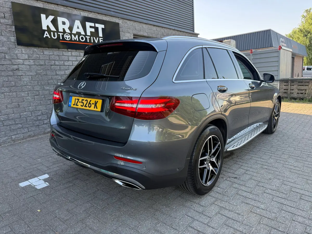 250 4MATIC AMG ambition | PANO | 360 Camera | Burmeister | Full LED | Navi | Cruise | Clima |