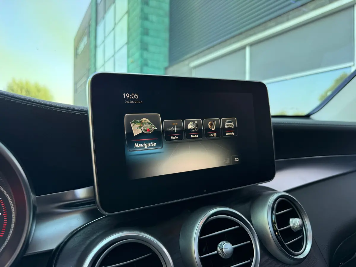 250 4MATIC AMG ambition | PANO | 360 Camera | Burmeister | Full LED | Navi | Cruise | Clima |