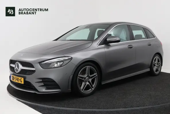 180 Business Solution AMG (TREKHAAK WEGKLAPBAAR, CAMERA, STOELVERWARMING, LED)