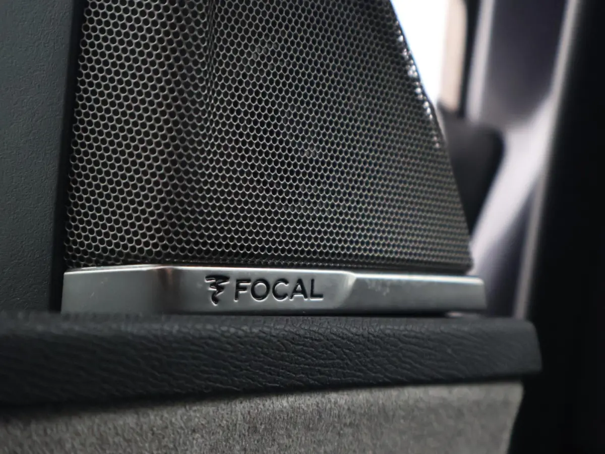 1.6 HYbrid4 300 PK GT + PANORAMA | FOCAL AUDIO | 19 INCH | CAMERA | STOELVERW.
