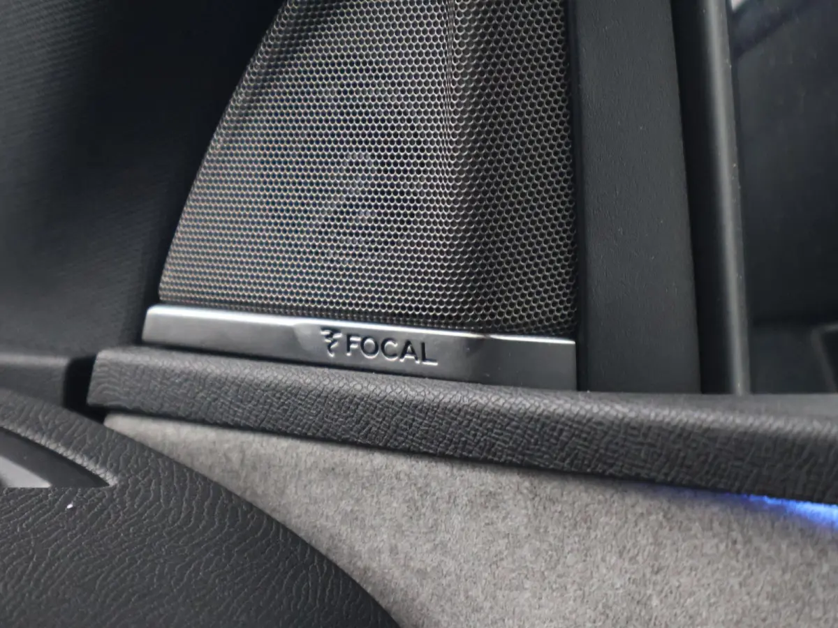 1.6 HYbrid4 300 PK GT + PANORAMA | FOCAL AUDIO | 19 INCH | CAMERA | STOELVERW.