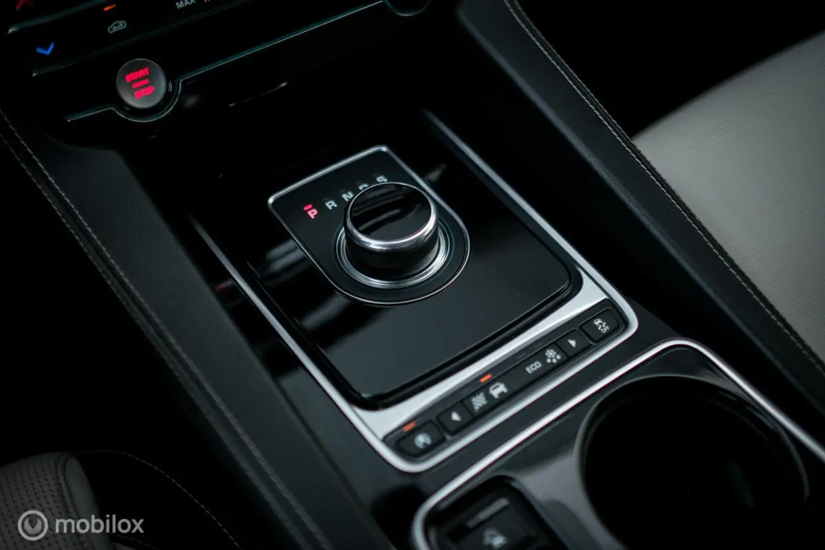 3.0 R-Sport AWD 30d | Dealer OH | Panorama | Meridian | Camera | Carplay | Nieuwe motor | rijklaar |