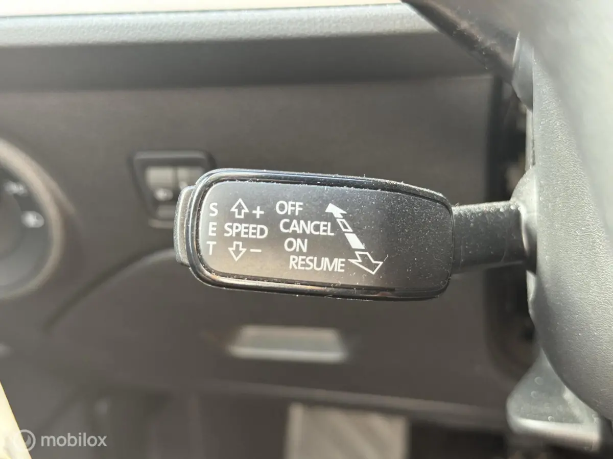 1.0 EcoTSI Style / NAP / DEALERONDER. / KEYLESS