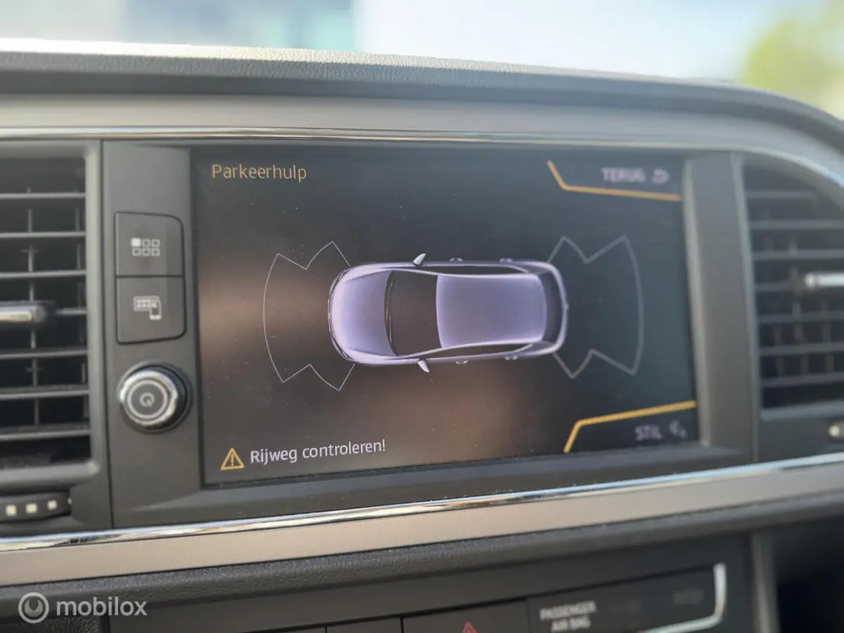 1.0 EcoTSI Style / NAP / DEALERONDER. / KEYLESS