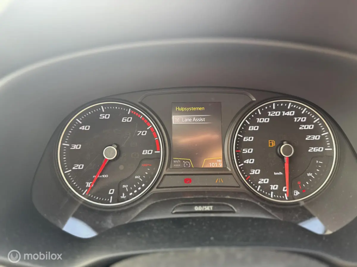 1.0 EcoTSI Style / NAP / DEALERONDER. / KEYLESS