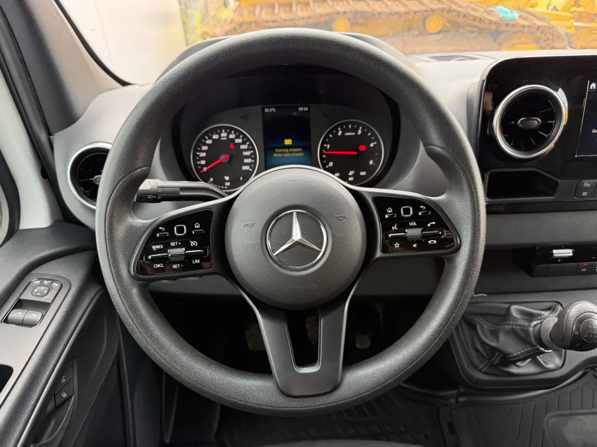 319 3.0 V6 L2H2 10-Inch MBUX Navigatie Climate Control Cruise Control 3,5 Trekhaak Oprijplaat
